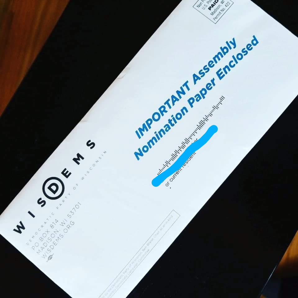 LoweryForWi's tweet photo. 👁️ Please be on the lookout for an envelope like this one in your mailbox. If you live in the 37th district, my nomination form will be in it.
✍️ Please sign (along with any other eligible voters in the household) and
📬 mail it back in the postage paid envelope. https://t.co/9QtJco0BNF