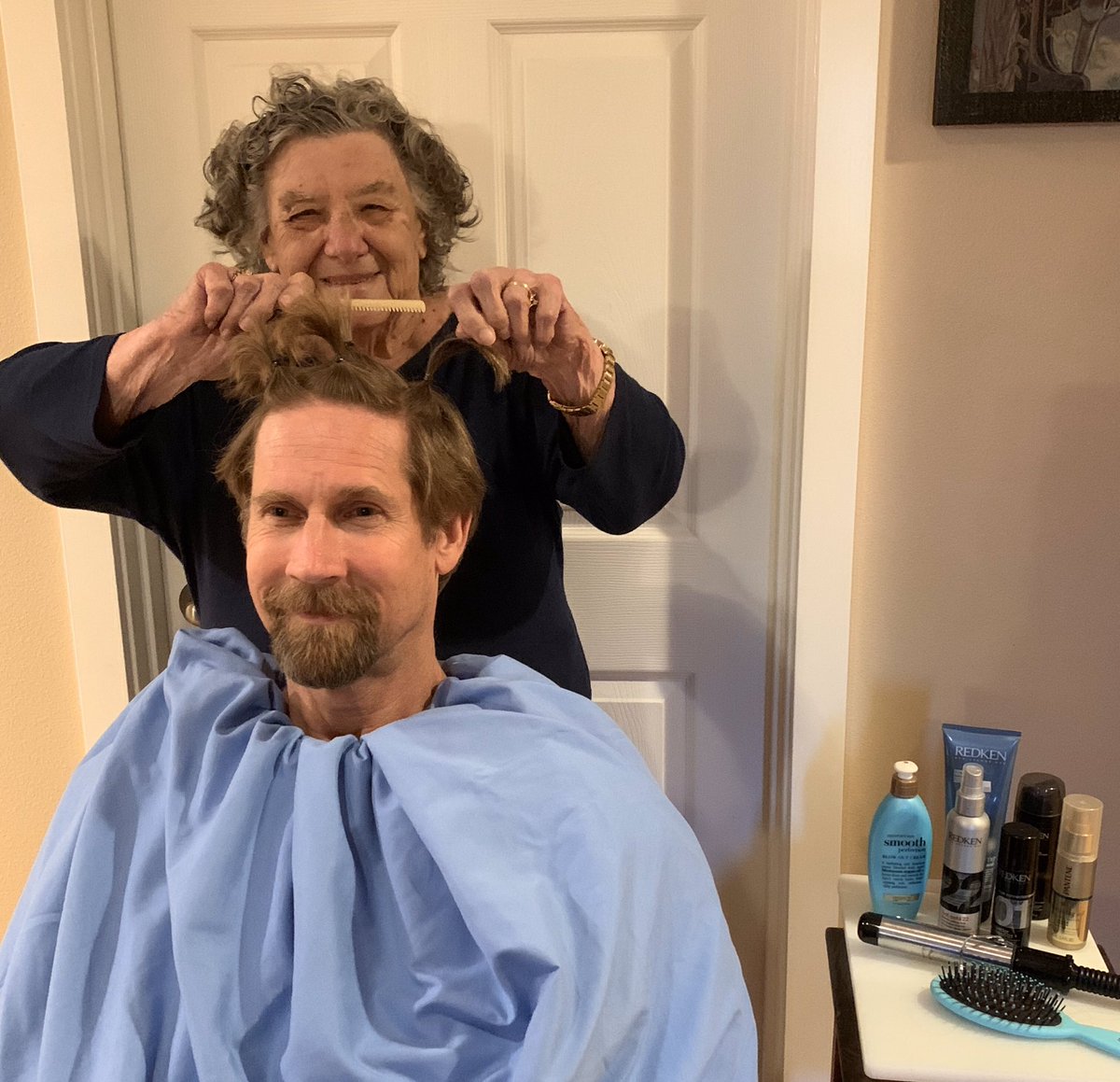 EastCountyRun's tweet photo. March 64th. 98-year-old Helen can’t wait to employ a pro to deal with certain issues - time to take matters into her own hands. She didn’t raise 10 kids by shying away from unruly hair, explosive ear hair growth, or disorderly nostril sprouts. Helen’s a SURVIVOR.  #belikeHelen https://t.co/wcVZCRtxoI