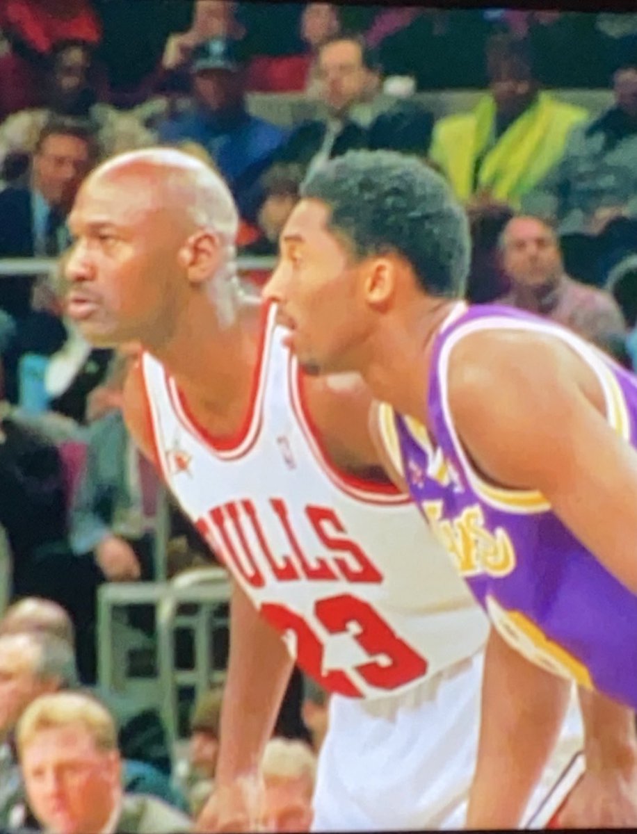 💜💛 #TheLastDance