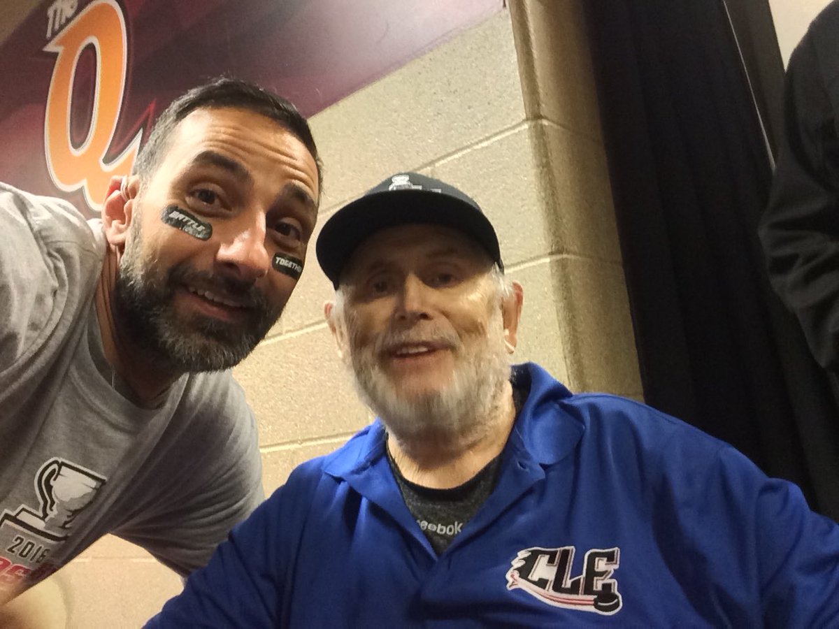OlivierTheVoice's tweet photo. @monstershockey Let’s #DoItForPhil 🏆 https://t.co/ZkURtchjHB