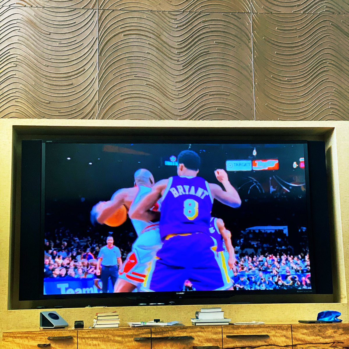 paugasol's tweet photo. PURE GREATNESS 🙏🏼🙌🏼
#TheLastDance #Episode5 https://t.co/RzWZlsVHKx