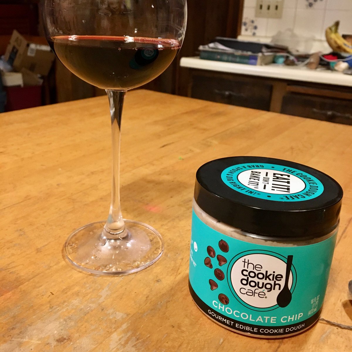 WriterSamMac's tweet photo. Don’t mind me. Just preparing for another week of homeschooling.

#wine #ediblecookiedough #homeschool #howmanymoreweeks https://t.co/FNqRN9v8Ty
