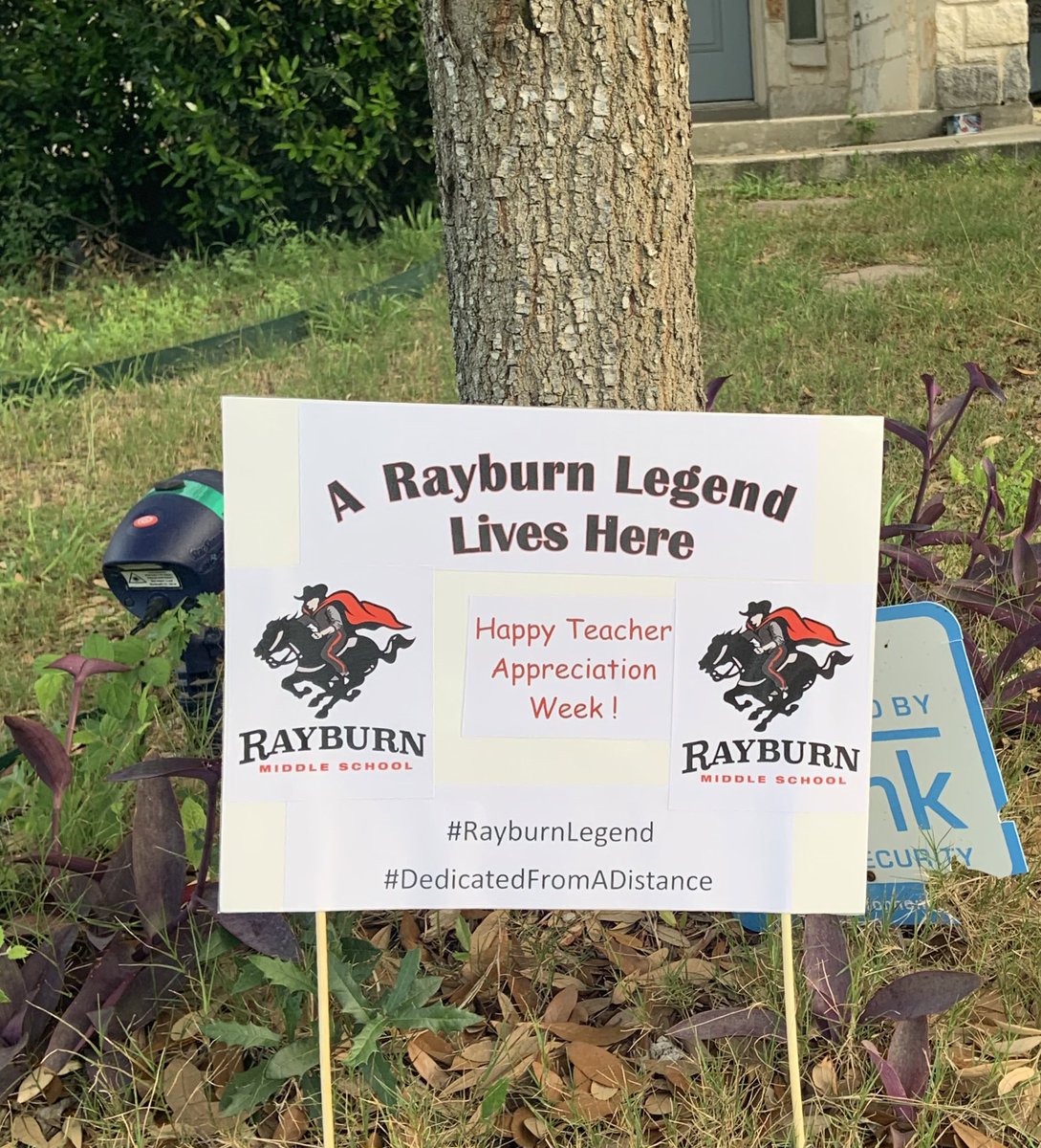 Claudiawalk's tweet photo. This right here! Thank you to my admin, such a wonderful surprise! I love what I do, and I love my school!! @NISD_Rayburn #RayburnLegend #DedicatedFromADistance #TAW2020 https://t.co/l4stNrIi5K