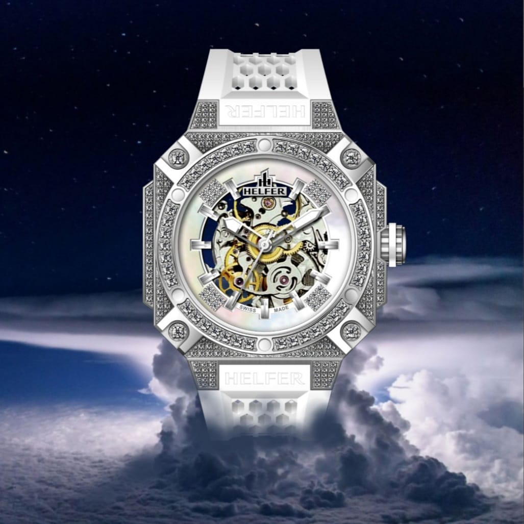 HelferWatches's tweet photo. Helfer CX Collection will be available soon in 44mm and 36mm! https://t.co/BOzcRqGCsF
