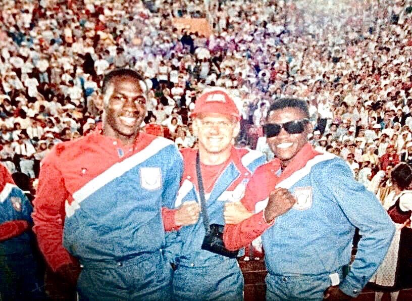 Deuces wild of 🐐’s on either side of me. <a href="/Carl_Lewis/">Carl Lewis</a> and...yep. #TheLastDance #LA84 #Barcelona92