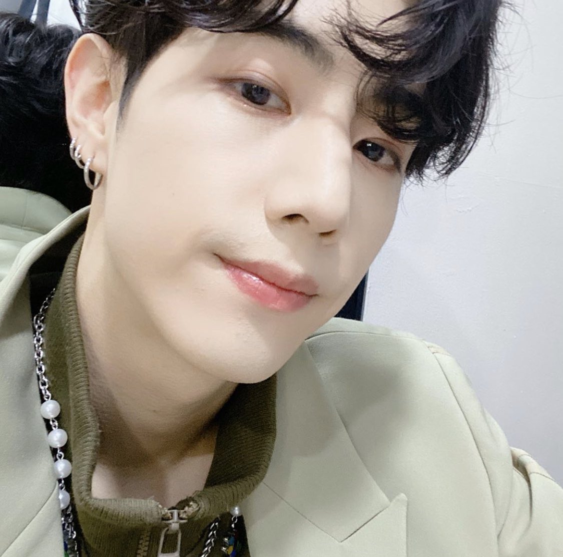 PRDXBOO's tweet image. he’s literally so stunning i’m crying