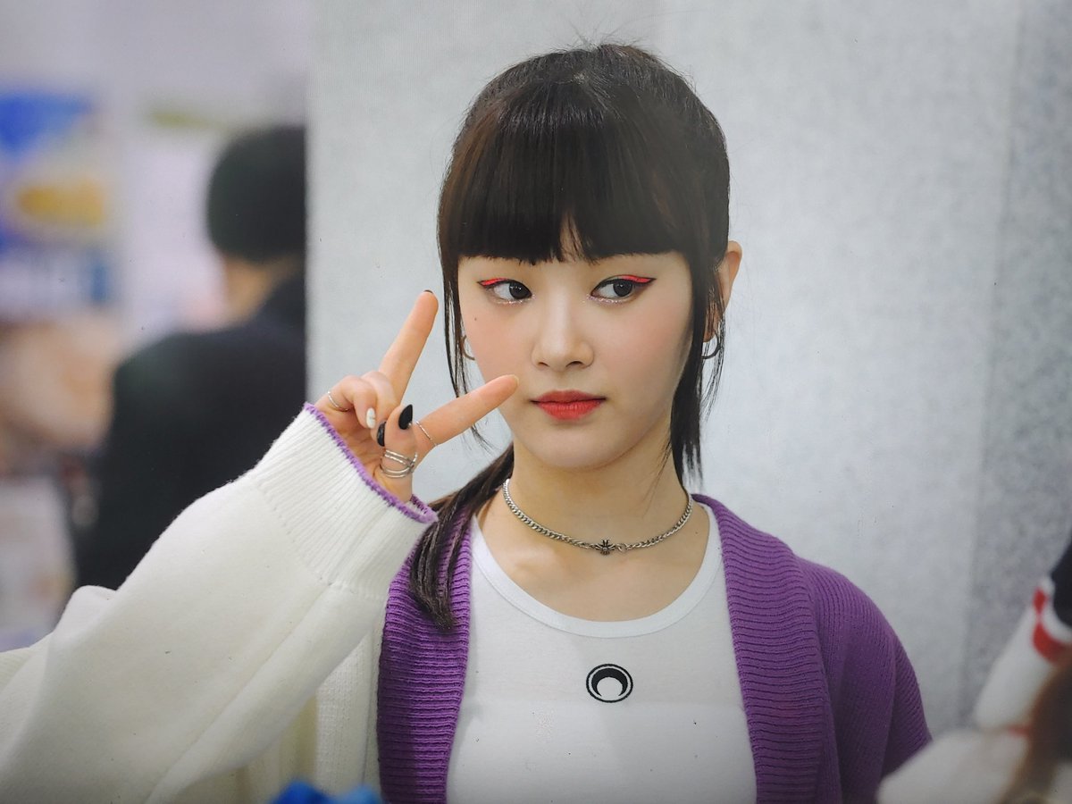 gwsnaitp's tweet photo. 200504 TBS 팩트인스타 공원소녀 앤 프리뷰 3pics
@official_GWSN

@GWSN_JP

#공원소녀 #GWSN #公園少女 #公园少女 #GirlsinthePark #GITP
#서영 #이서영 #ソヨン #ANNE #앤 #エン
#바주카 #BAZOOKA https://t.co/Rws5mVXtMl
