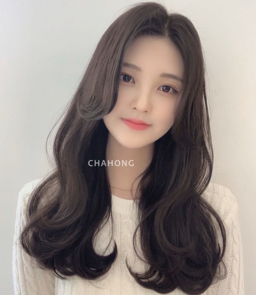 まきろん 外資系ol 最近ハングルが読めるようになって知った衝撃の事実 前に載せたこの韓国ヘアかわいい の画像 エリザベスパーマって書いてある パーマ パーマがこんなに綺麗に 衝撃 渡韓してこの美容院に行ける日を夢見てゆるく韓国