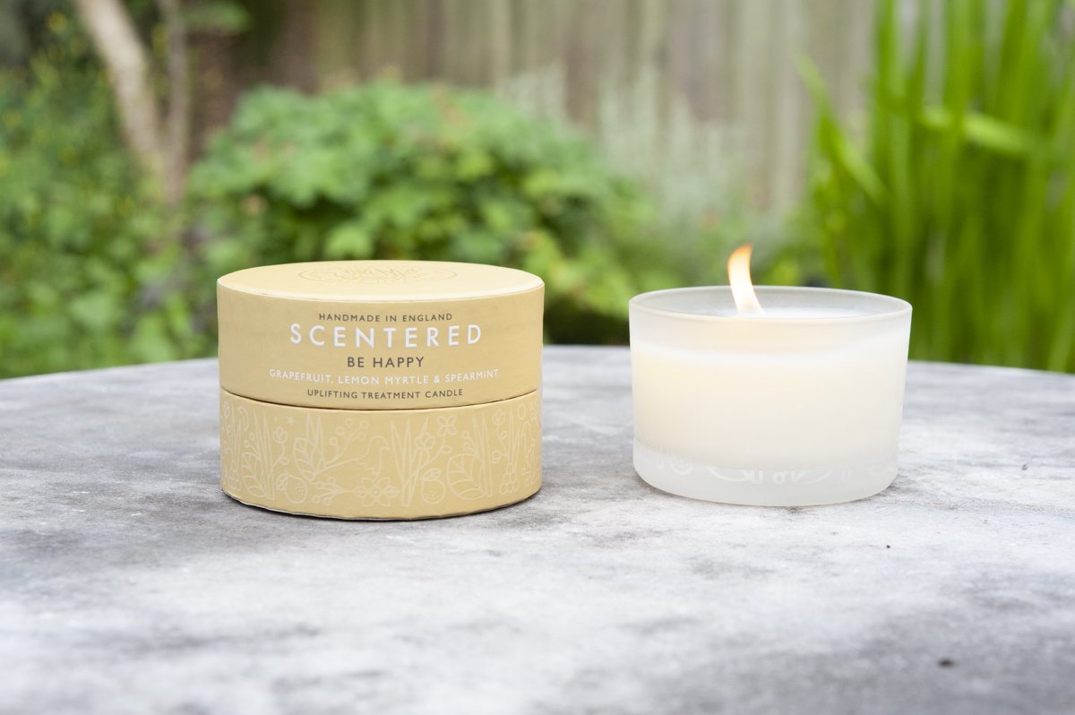 IamLaraMorgan's tweet photo. Treat somebody to a little gift of happiness. The @iamscentered Be Happy collection is one of my favourites with its sparkly notes to lift spirits🍋Something many need in recent weeks
LARA20 for 20% discount 
#iamscentered #behappy #mentalhealth #happiness #aromatherapy #citrus https://t.co/SYDSO2kKkq