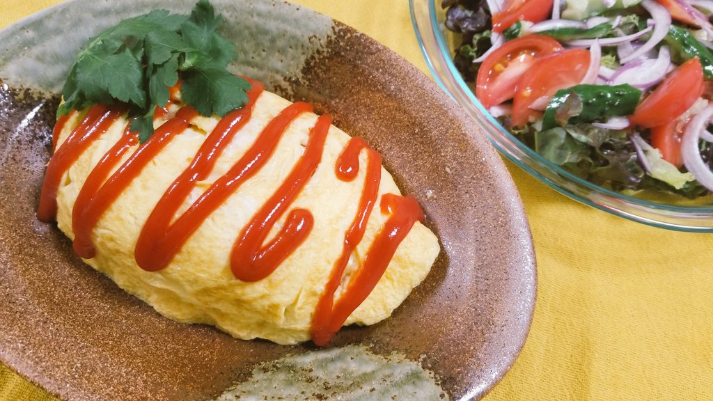 GOEMOitoN's tweet photo. Hi! Everyone. Are you staying home with healthy?
I'm tired of refraining going out for the coronavirus. That's because even 3 weeks has passed. Now, my interesting is just eating food.
#lunch #yummy #delicious #omeRice #Corona #COVID19 https://t.co/TLn2NfE6dW