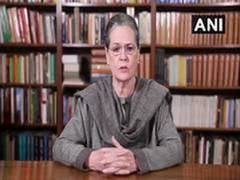 ANI's tweet photo. Indian National Congress has taken a decision that every Pradesh Congress Committee shall bear the cost for the rail travel of every needy worker &amp; migrant labourer and shall take necessary steps in this regard: Sonia Gandhi, Congress President (File pic) https://t.co/rmQ4ovsHhE