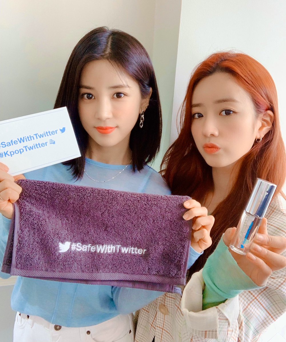 Apink_2011's tweet photo. [#에이핑크] #SafeHands 캠페인에
우리핑크도 함께합니다💕
손씻기에 덤더럼 하지 않기😐❌
#코로나19 예방을 위해
손씻기를 생활화해요🙌🚿

#Apink #박초롱 #초롱 #윤보미 #보미
#SafeWithTwitter
#KpopTwitter https://t.co/HDLCp8k9LX