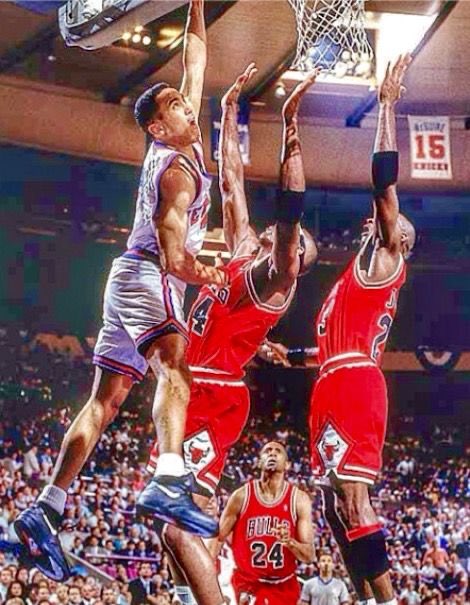 Who misses these days?  #thedunk #johnstarks #MichaelJordan #Knicks #Bulls @LastDanceBulls