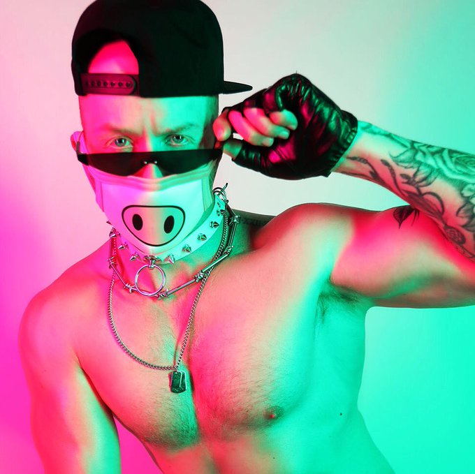 The doctor will see you now #oink 😷🐽💖Satisfy your daily thirst with our new lookbook quarantine and chill<a href="/tag/oink"class="tags">#oink</a><a href="/tag/thirsttrap"class="tags"><span>#thirsttrap</span></a><a href="/tag/piggy"class="tags"><span>#piggy</span></a><a href="/tag/gaydaddy"class="tags"><span>#gaydaddy</span></a><a href="/tag/mask4mask"class="tags"><span>#mask4mask</span></a><a href="/tag/quarantineandchill"class="tags"><span>#quarantineandchill</span></a>