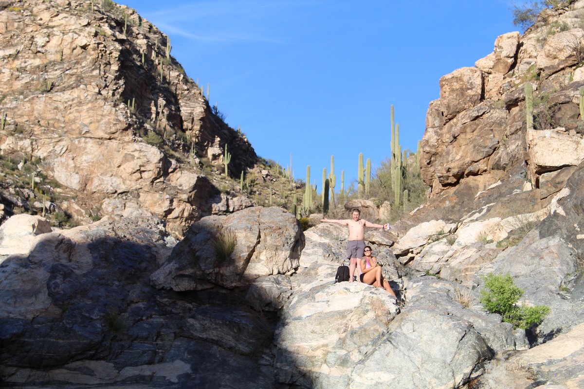 devlowe_'s tweet image. until the day I can see you again there will be a gaping hole in my heart and life. No matter what happened with us, I will love you for the rest of my life. please watch over me aaron👼🏼❤️