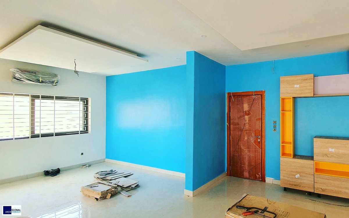 GArchiconsult's tweet photo. Toute notre équipe vous souhaite une excellente semaine. Qu'elle soit assez productive et remplie de couleurs 😊
https://t.co/HVt51UCfX8
Photo chantier © GA - Mai 2020
#GlobalArchiconsult #RADesign #RomarickATOKE #ArchitectureContemporaine  #DesignContemporain #InteriorDesign https://t.co/UWeNLHWALY