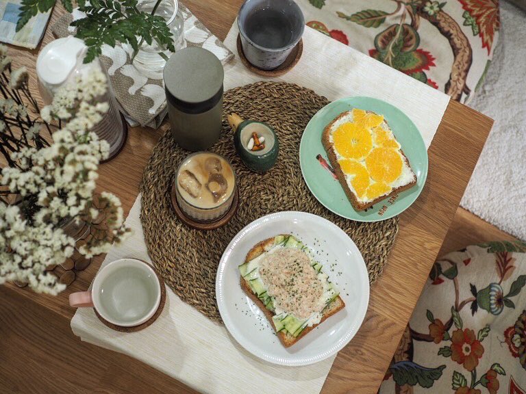 SasiBee's tweet photo. quick and easy Toast ง่อยๆ กาแฟง่ายๆ #toast #cookingbysasibee #beeyeethetable #breakfast #breakfastideas #latte #icelatte #coffeeoftheday #coldfoamcoldbrew #coldbrew #coldbrewcoffee #sandwich #homemade #homemadefood #ทำอาหาร https://t.co/IddSx5nQpI
