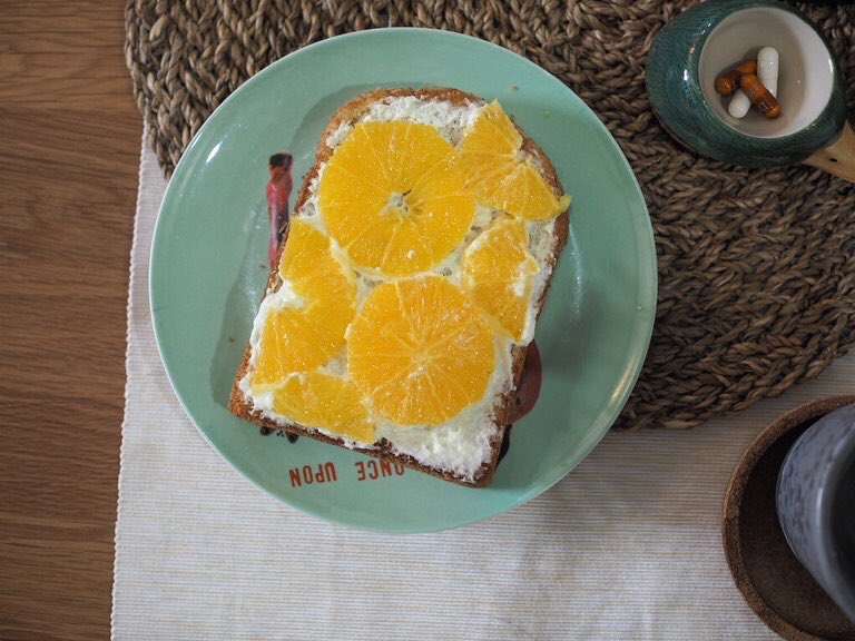 SasiBee's tweet photo. quick and easy Toast ง่อยๆ กาแฟง่ายๆ #toast #cookingbysasibee #beeyeethetable #breakfast #breakfastideas #latte #icelatte #coffeeoftheday #coldfoamcoldbrew #coldbrew #coldbrewcoffee #sandwich #homemade #homemadefood #ทำอาหาร https://t.co/IddSx5nQpI