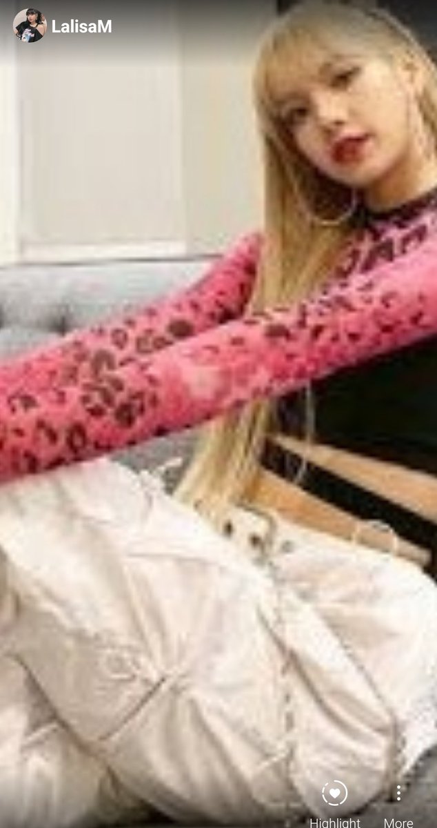 chuchubs_03's tweet photo. 19》

P.s. sorry for Lisa's quality post https://t.co/MkoD7vZTI3
