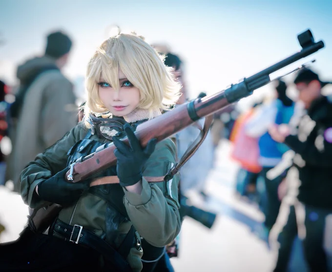 戦友諸君、屋上に召集されたし。

幼女戦記/ターニャ・デグレチャフ
#エアコミケ #コスプレ #c98 
#kikucos 