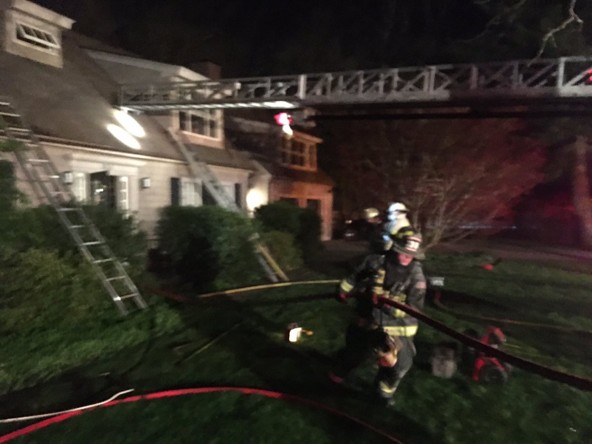 needhamfire's tweet photo. Great stop at the room of origin tonight by #Needham Fire group 2. @NeedhamFire1706 @TownofNeedham https://t.co/fxzYExyKFk
