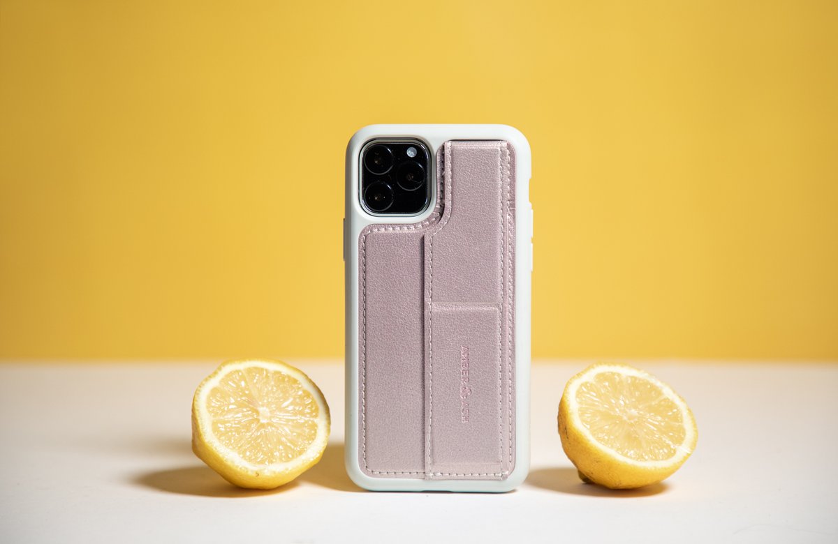 amberashco's tweet photo. It's the perfect time of year to celebrate #nationallemonadeday 🍋
Amazon has all of our fresh phone cases for iPhone, shop here: https://t.co/RKwzmxZou5 https://t.co/VAbfWjqDE1