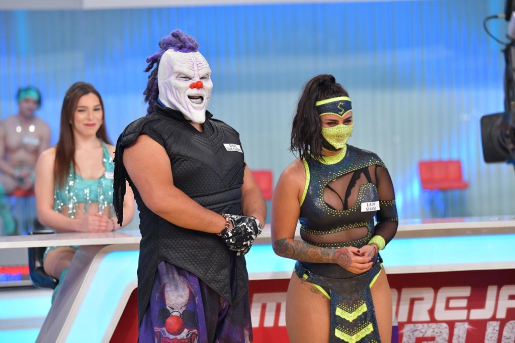 luchalibreaaa's tweet photo. ❗️❗️❗️ @LadyShaniAAA y @dave_clown son los ganadores de @miparejapuede ❗️❗️❗️

Gracias por seguir la transmisión en @AztecaUno y enviar tus comentarios usando #LuchaEnPareja https://t.co/U8xRy4scur