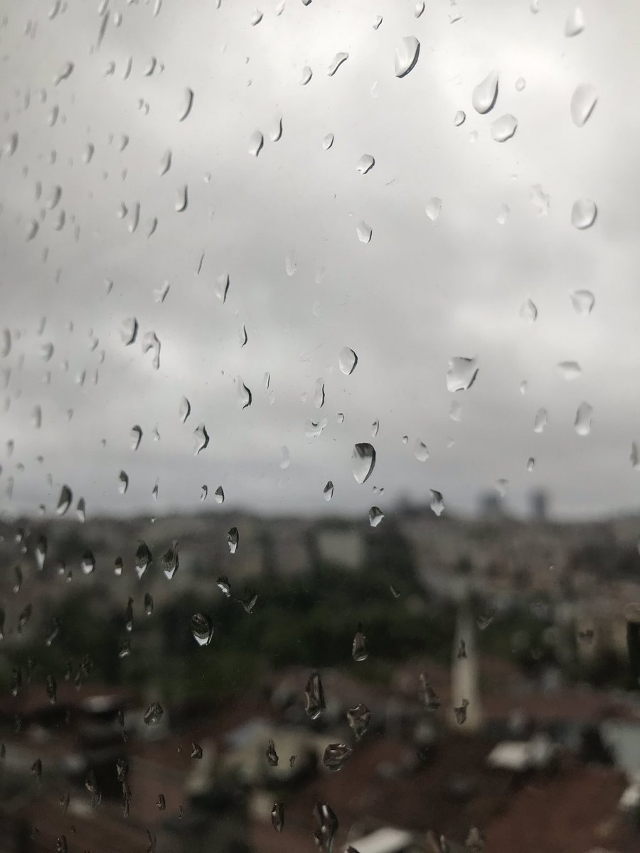 Güneş de doğmuyo ki bi gün yüzü görelim