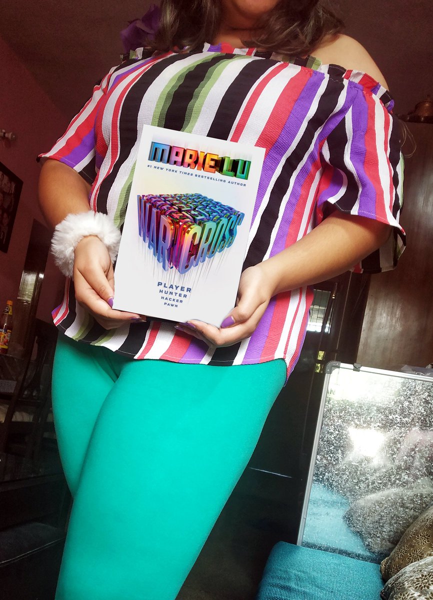  Day 4 The colourful cover of Warcross by  @Marie_Lu was a great inspiration for this look   #AsianHeritageMonth  