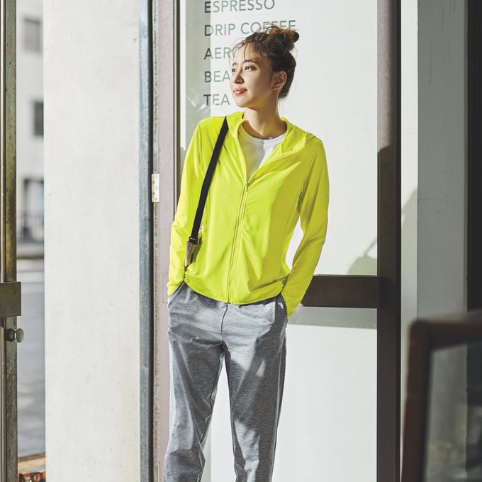日焼けしたくないなら 男も女も黙ってuniqloの エアリズムuvカットメッシュパーカー を着るのよ とりあえず料理してみよっか