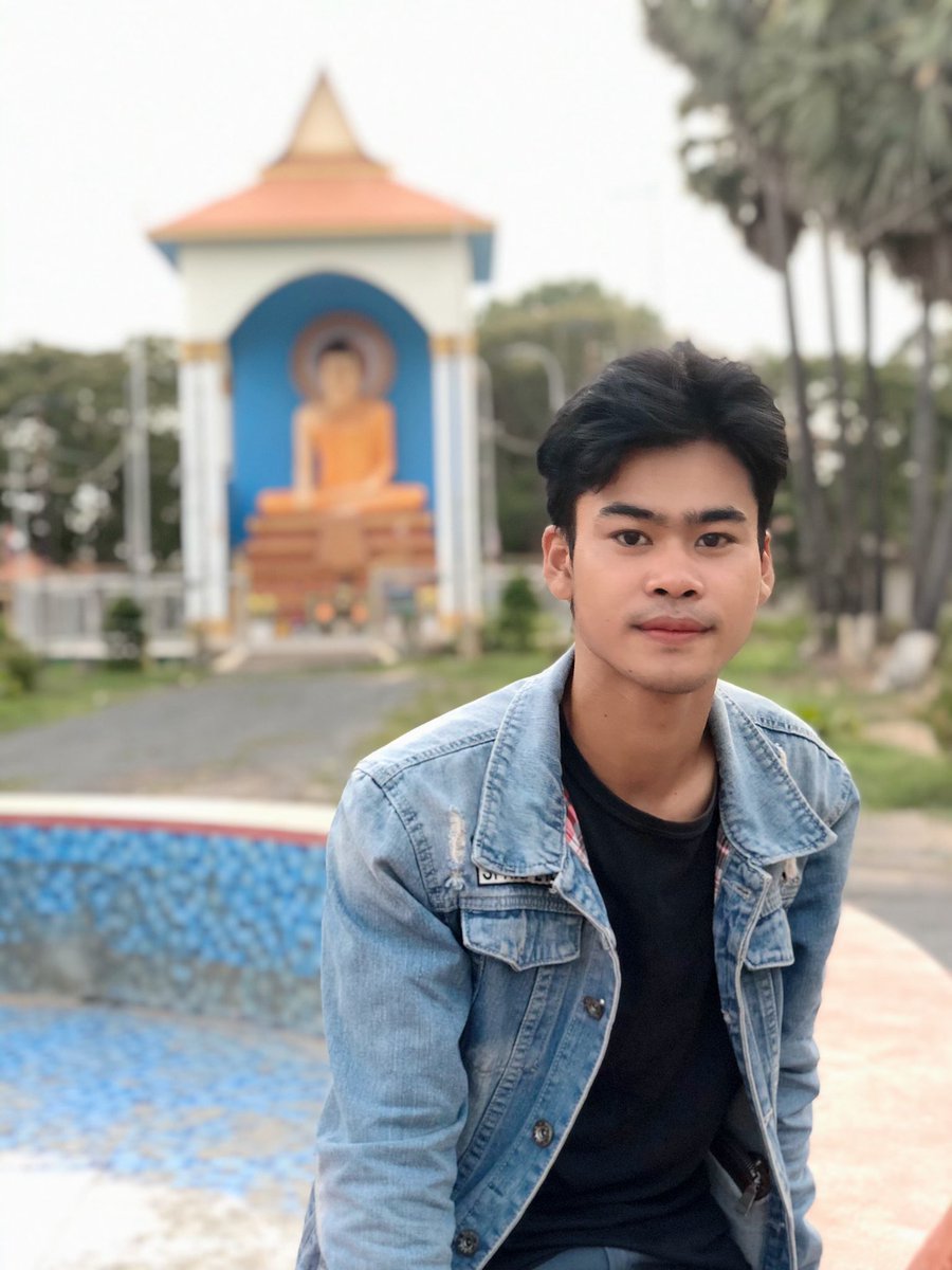 y_kheang's tweet photo. នៅផ្ទះយូរពេកអផ្សុកណាស់ មានណាគេចិត្តល្អឌុបដើរលេងផង😔 https://t.co/fZVQTCrZln