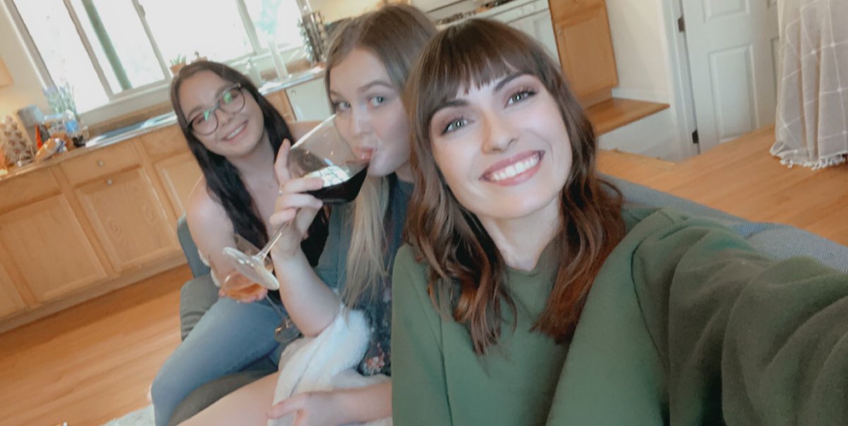 keri_ryan's tweet photo. Wow, 10 years of friendship 🥺💛 I just love them! @AShettleworth @MontanaMcCright https://t.co/hrUdHfbCkq