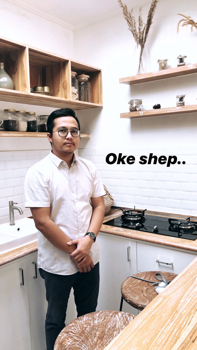 agustiarzan's tweet image. Mau dimasakin apa sm saya?
Udah kayak sep @ArnoldPoernomo belom?
#chefarnold