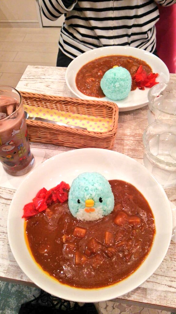 <a href="/kotoricafe_k/">ことりカフェ吉祥寺</a> ４年前に一度だけお邪魔したことがあります。可愛いことりちゃんたちと素敵空間に癒されて楽しかったです。ありがとうございました！