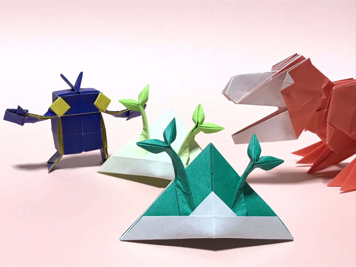 まつもとかずや 折り紙 折り紙作品 兜 端午の節句 こどもの日 こどもの日チャレンジ ついったーで折り紙教室 明日 5月5日はこどもの日 とゆーことで テュラン君とロボ君の ついったーで折り紙教室 第3弾 今回は 兜バリエーション シリーズ