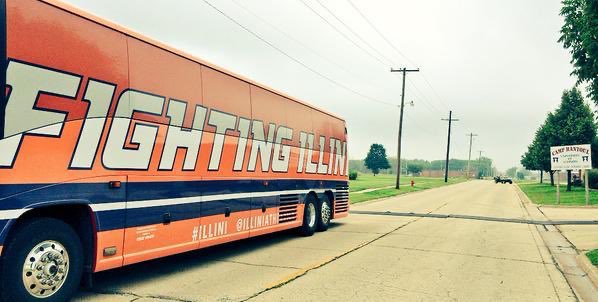 IllinoisRetro's tweet photo. What’s that we hear in the air? Oh yes that’s the sound of Illinois GOING TO THE MUSIC BOWL. Everyone is healthy and coach Butkas even shed a tear of proudness. #illini #musicbowl https://t.co/xugvvotBAw