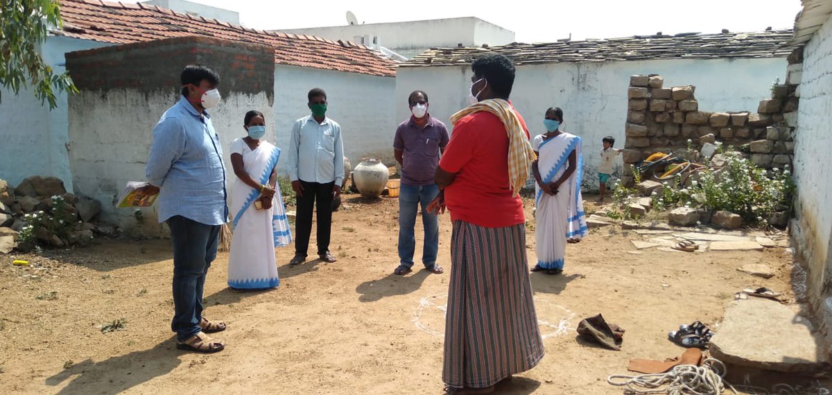 dvahombn's tweet photo. Medical officer Koilkonda mandal, visited chandraspally village and examined the migrants from other districts and found all are normal without any symptoms. https://t.co/Q4zXMoYXeb