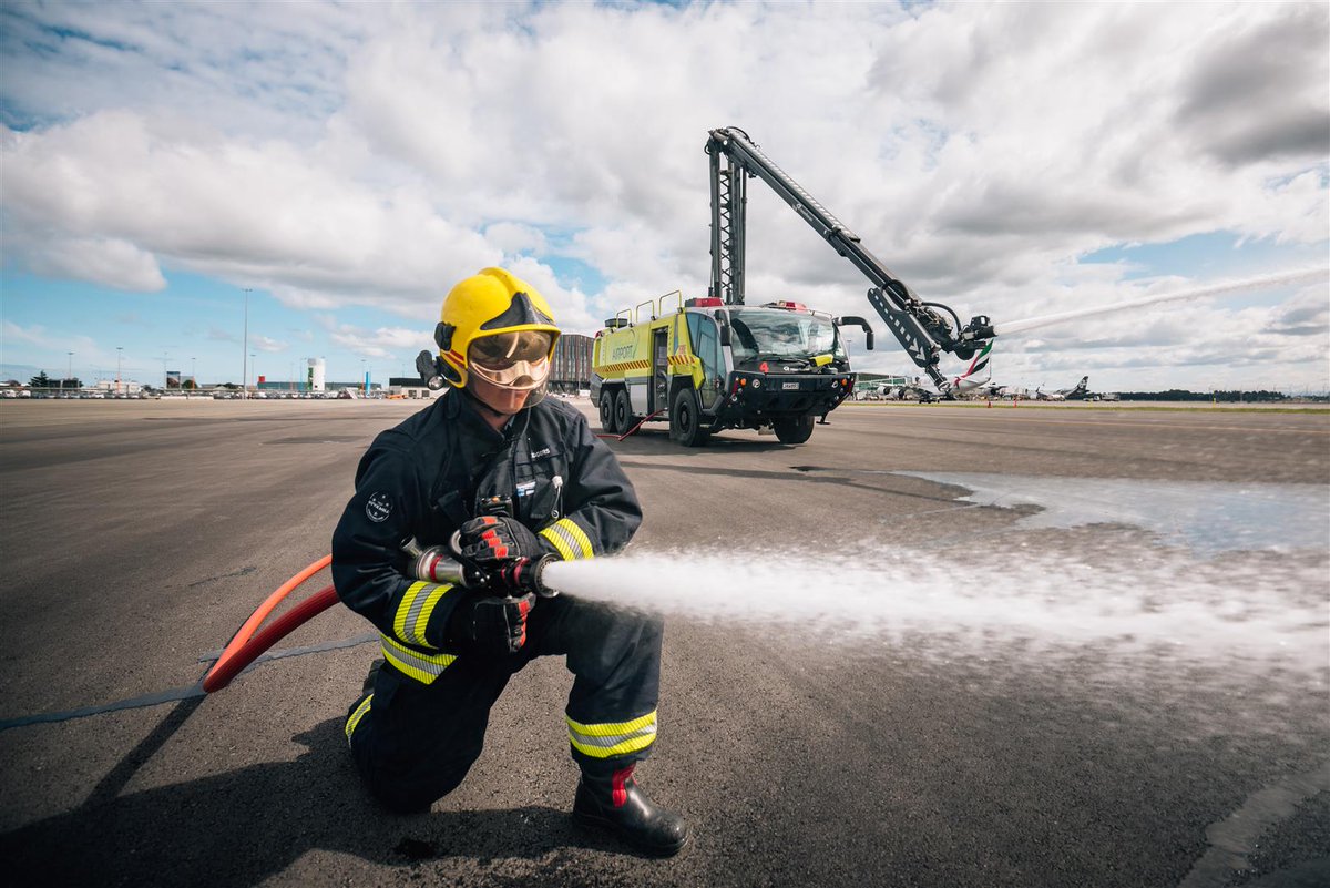 It’s #InternationalFirefightersDay, so here’s a round of applause for our Airport Fire Service safety heroes. Thank you AFS stars for everything you do to keep our airport community safe! 👏