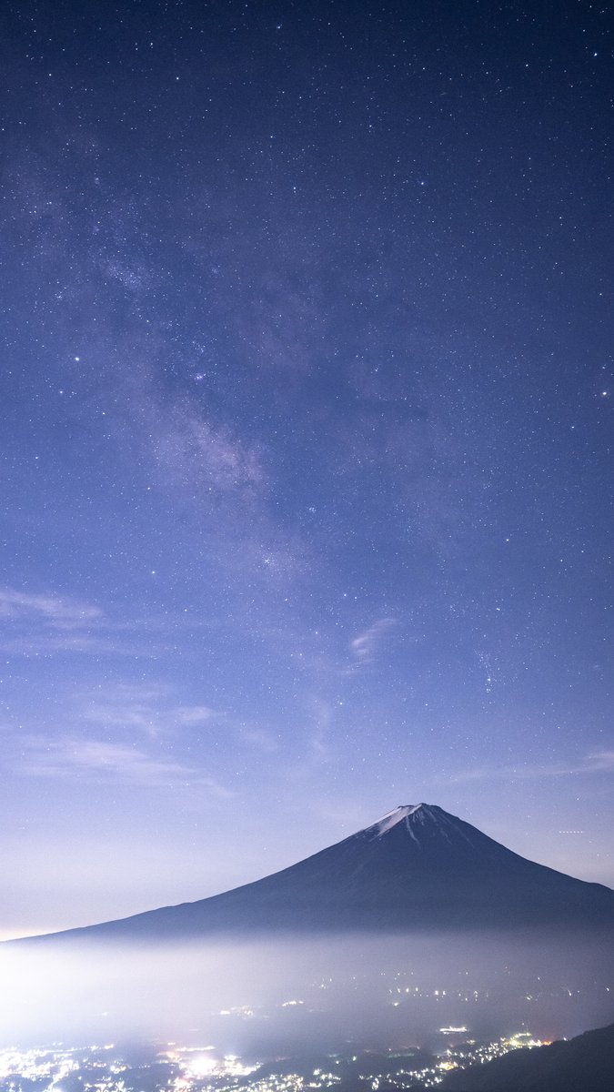 تويتر 北山輝泰 على تويتر スマホの壁紙として使える星空写真を無料で配布します それぞれ1 2と9 16でご用意しました お持ちのスマホに合わせてご自由にダウンロードしていただければと思います いいねと思っていただけた方 Rtやフォローをしていただけると励みに