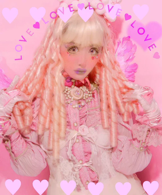 祭りじゃ
ん!!!!!!!!アゲ!!!!!!!!!
miyako氏 @miyakocore ゎウチらのネ申???

#ゴールデンウィーク異色肌ギャル祭り 