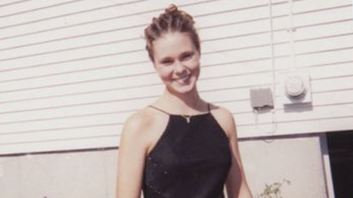 MissingCSM's tweet photo. Maura Murray was born on this day in 1982. Happy birthday to Maura. 🎂🎈 #mauramurray #missingperson https://t.co/TSyjZCuye3