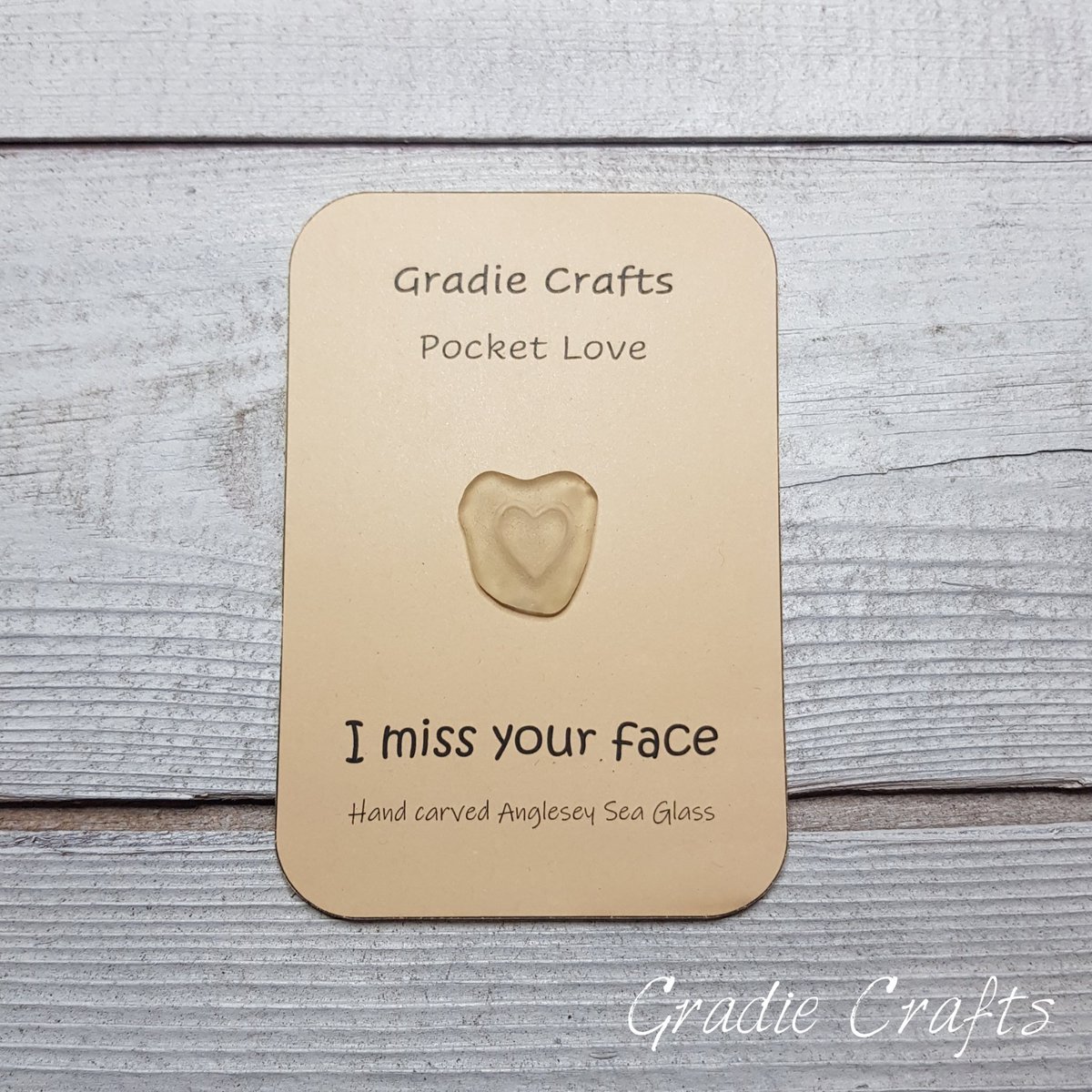 GradieCrafts's tweet photo. Hand Carved Anglesey Seaglass Pocket Hug ❤
https://t.co/yKc5qfiYzM
#pockethug #seaglass #letterboxgifts https://t.co/PDAYkd9JMn