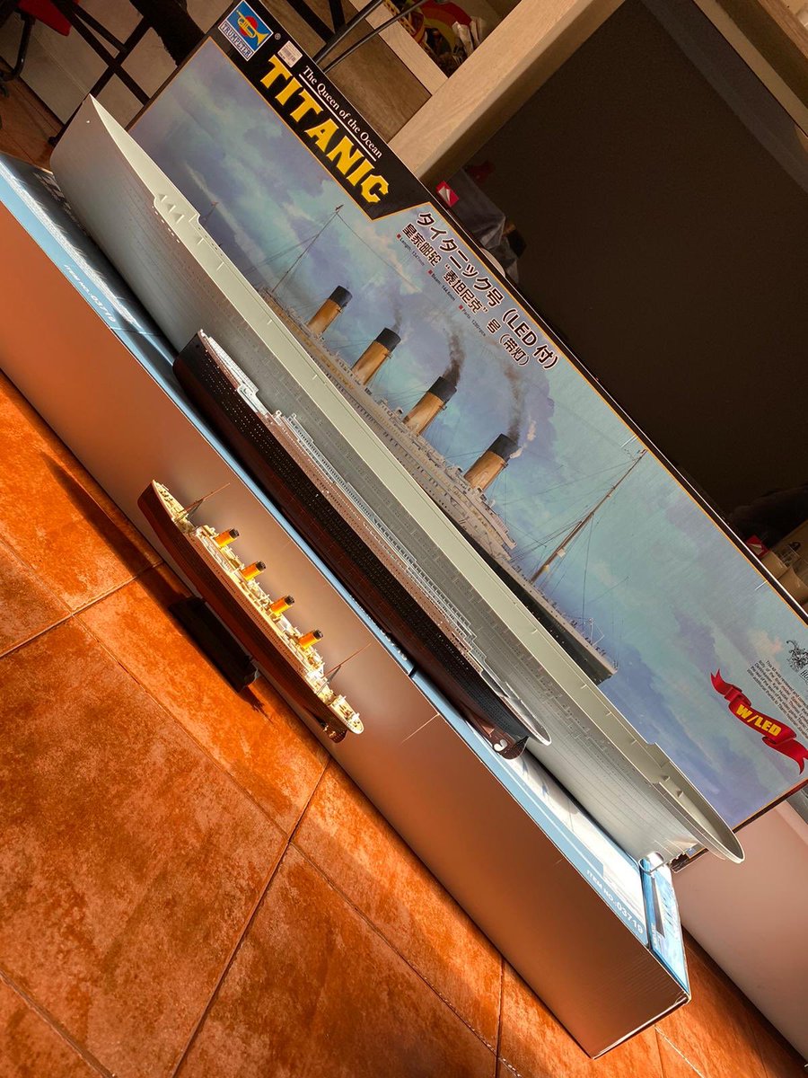 Cop3tin's tweet image. ¡Estoy feliz nojoda! Llegó mi bebé 😍♥️ #TrumpeterTitanic