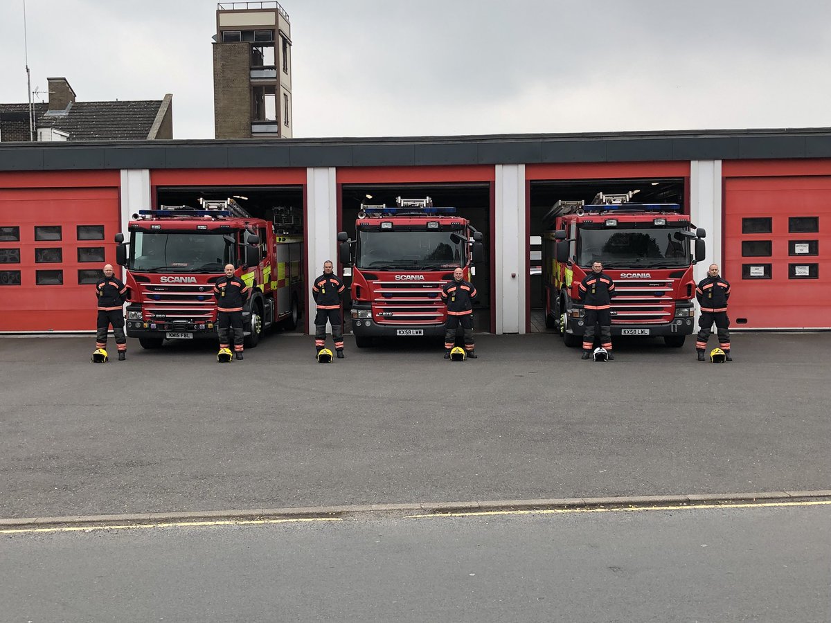 cambsfrs's tweet photo. Today is Firefighters’ Memorial Day 🚒

Firefighters around the County paused for a minute at 12pm⏱, to remember all those who have lost their lives while protecting others. 

#FMD20 #TeamCambsFire

📸: Huntingdon Green Watch https://t.co/7krGIXHHXV