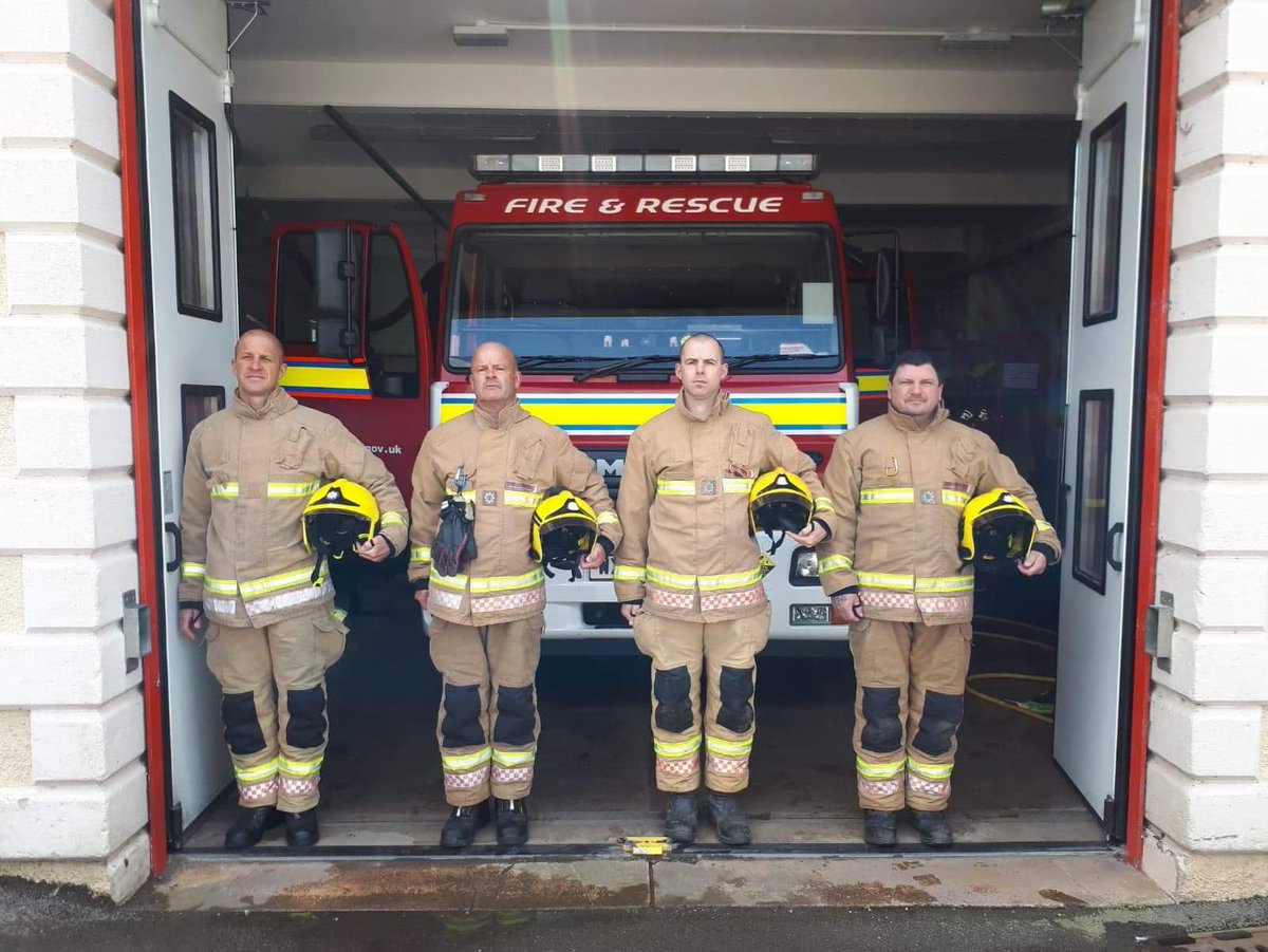 Paulton holding a minutes silence at 12:00 today to commemorate the dedication, commitment and sacrifices of Firefighters across the United Kingdom. 🚒🤐😇 #FirefighterMemorialDay