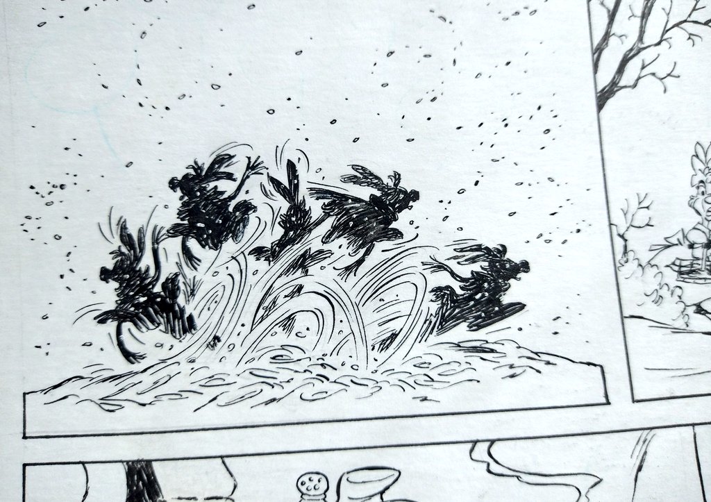 Just like that, one of my favorite artists, Ramon Bernado, sent me one of his comics by mail *_* I still can't believe it! What!!