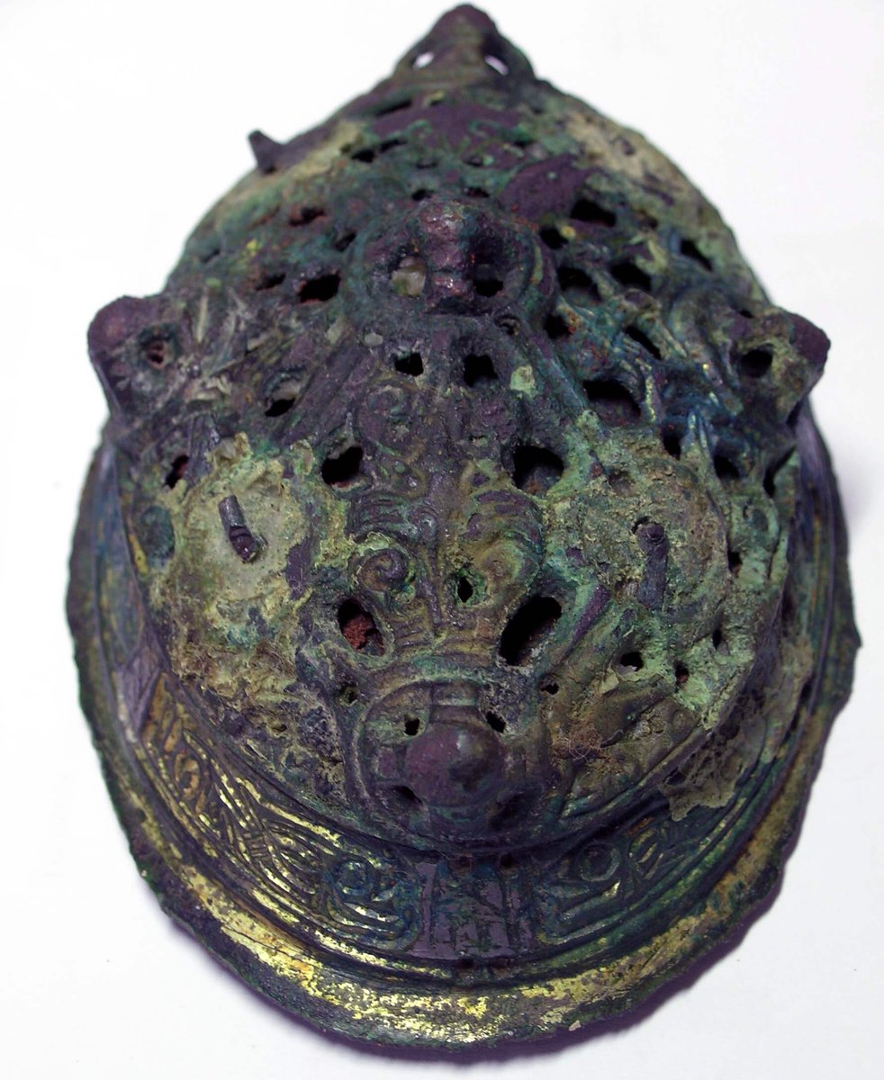 This brooch is one 2 and was found by a metal detectorist in 2004 at Cumwhitton near #Carlisle. It was the first sign of a #Viking cemetery, holding 6 graves. Our #VikingsRevealed gallery tells the story alongside the amazing finds. 
#MuseumsUnlocked <a href="/FindsOrgUK/">Portable Antiquities & Treasure</a> #Cumbria