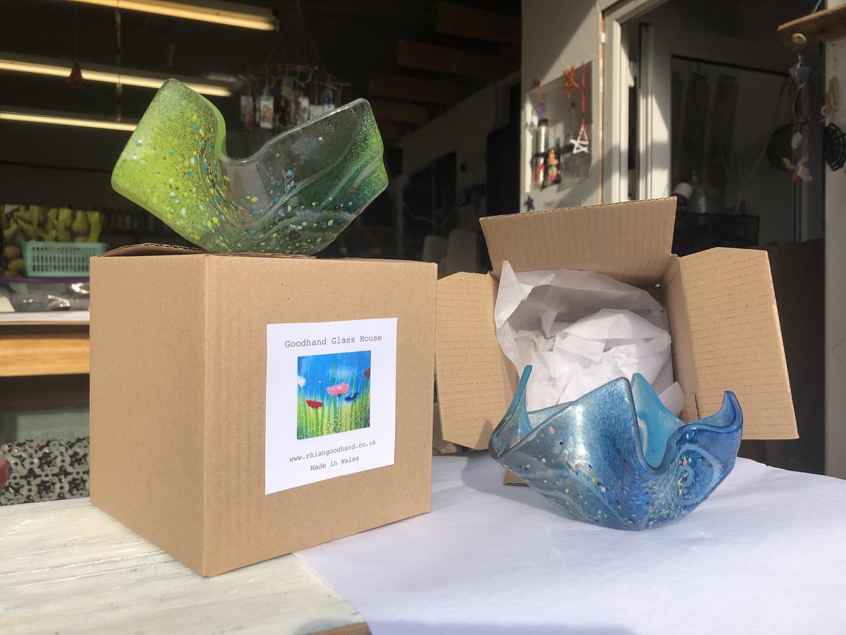 RhianGoodhand's tweet photo. During the virus lockdown it’s given me time to stop and think about improving my business ... this weeks improvement is packaging! Keeping it affordable &amp; environmental awareness . ... and suitable ! #GoodhandGlass #packaging https://t.co/Df7EKoXLeB