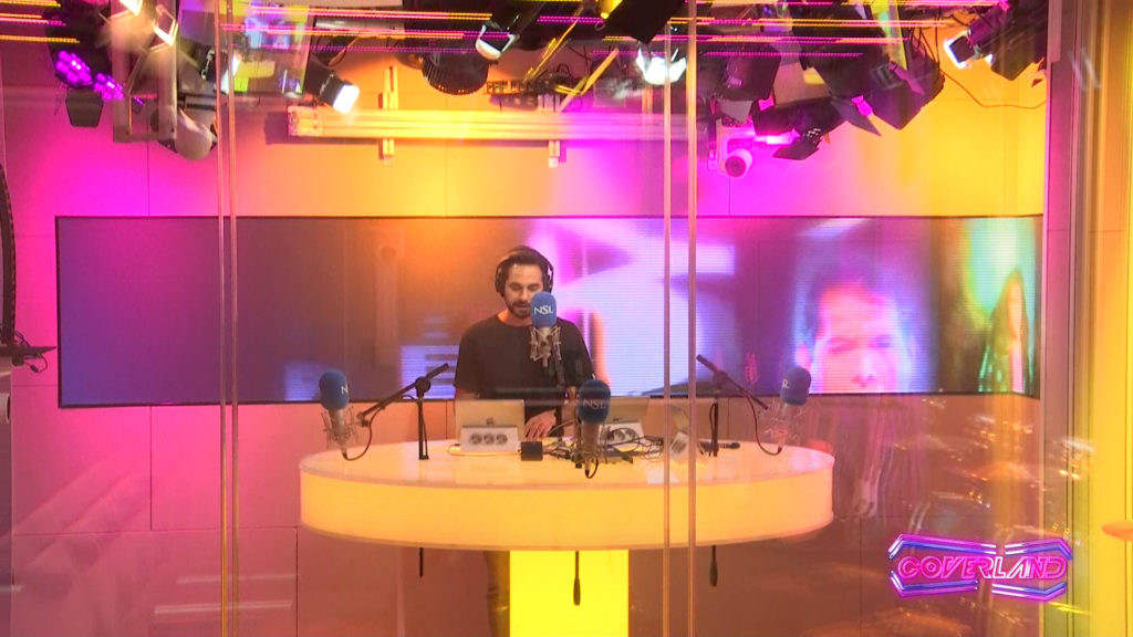 Molte le avete cantate a squarciagola senza conoscere la loro vera data di nascita e il loro ideatore. Sono le cover che amiamo e che abbiamo raccolto per farvele riascoltare nel pianeta di #Coverland, con Gabriele Carbotti, dal lunedì al venerdì alle 16 in visual radio!