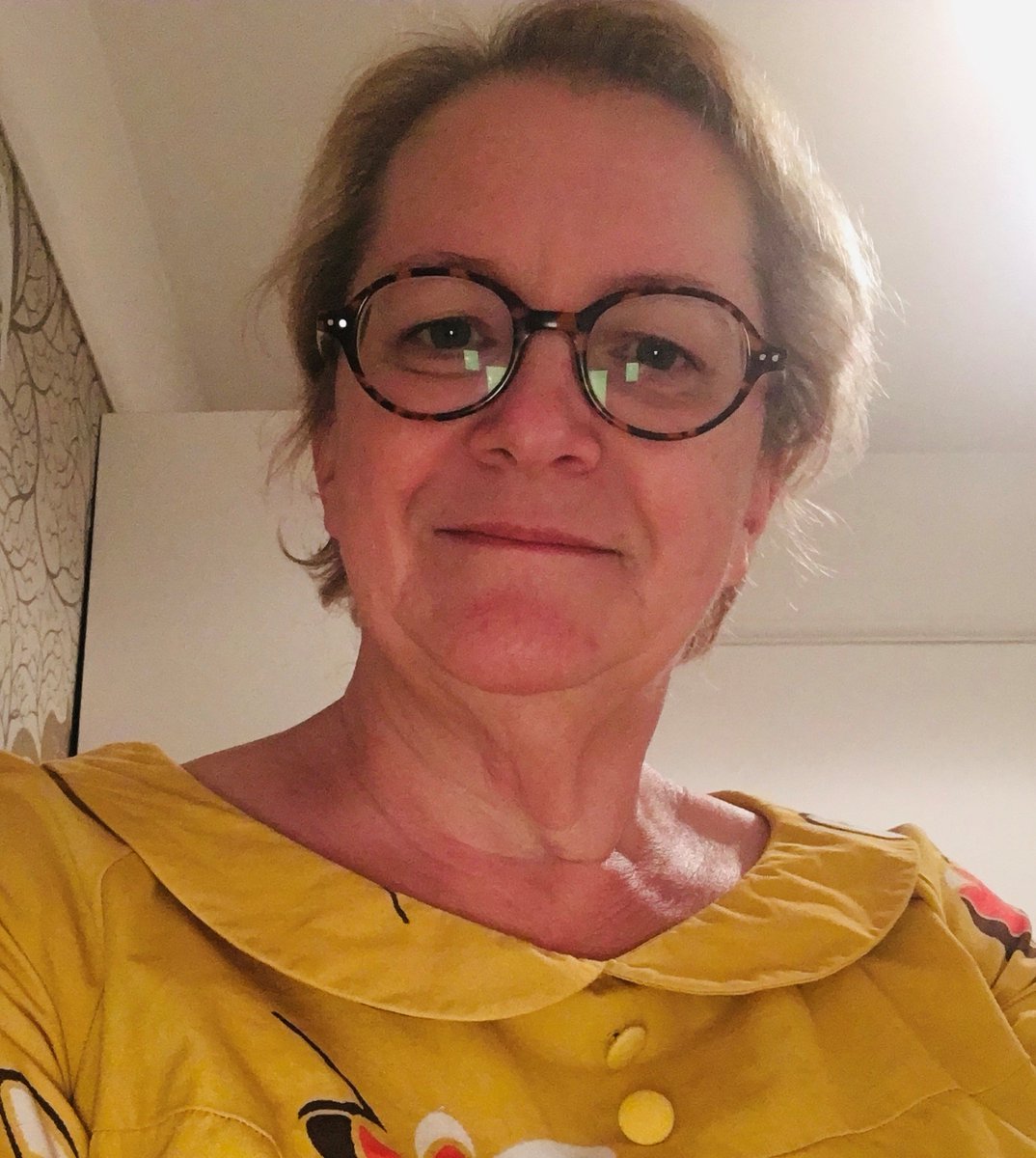 Yellow symbolises spring, fresh starts and optimism, so what better colour to share how we feel about our profession for #IDM2020 on 5th May. Join us in sharing your Yellow Selfie. #CMidO #TheYearOfTheNurseAndMidwife